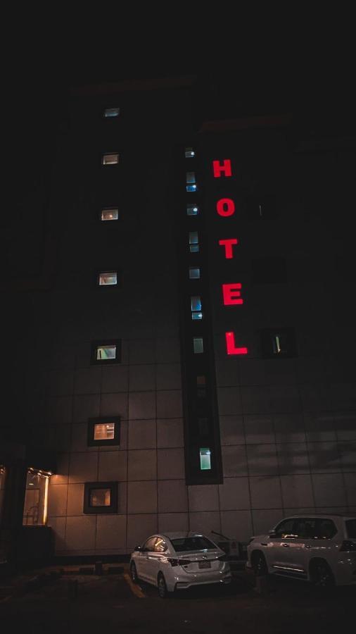 Reef Al Qassim Hotel *